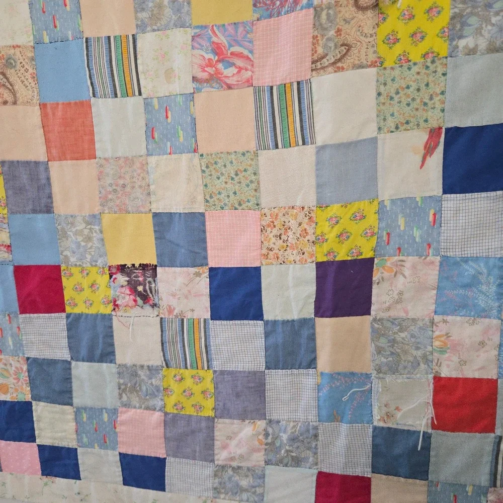 VTG Handmade Scrappy Patchwork Quilt Distressed 70x84 Scrap Fabric Floral Border